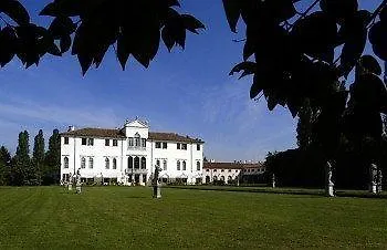 Giustinian 4* Castelfranco Veneto