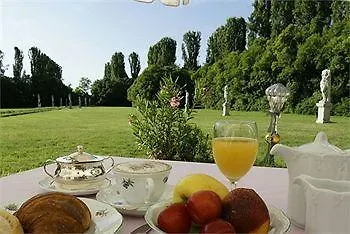 Hotel Giustinian 4*